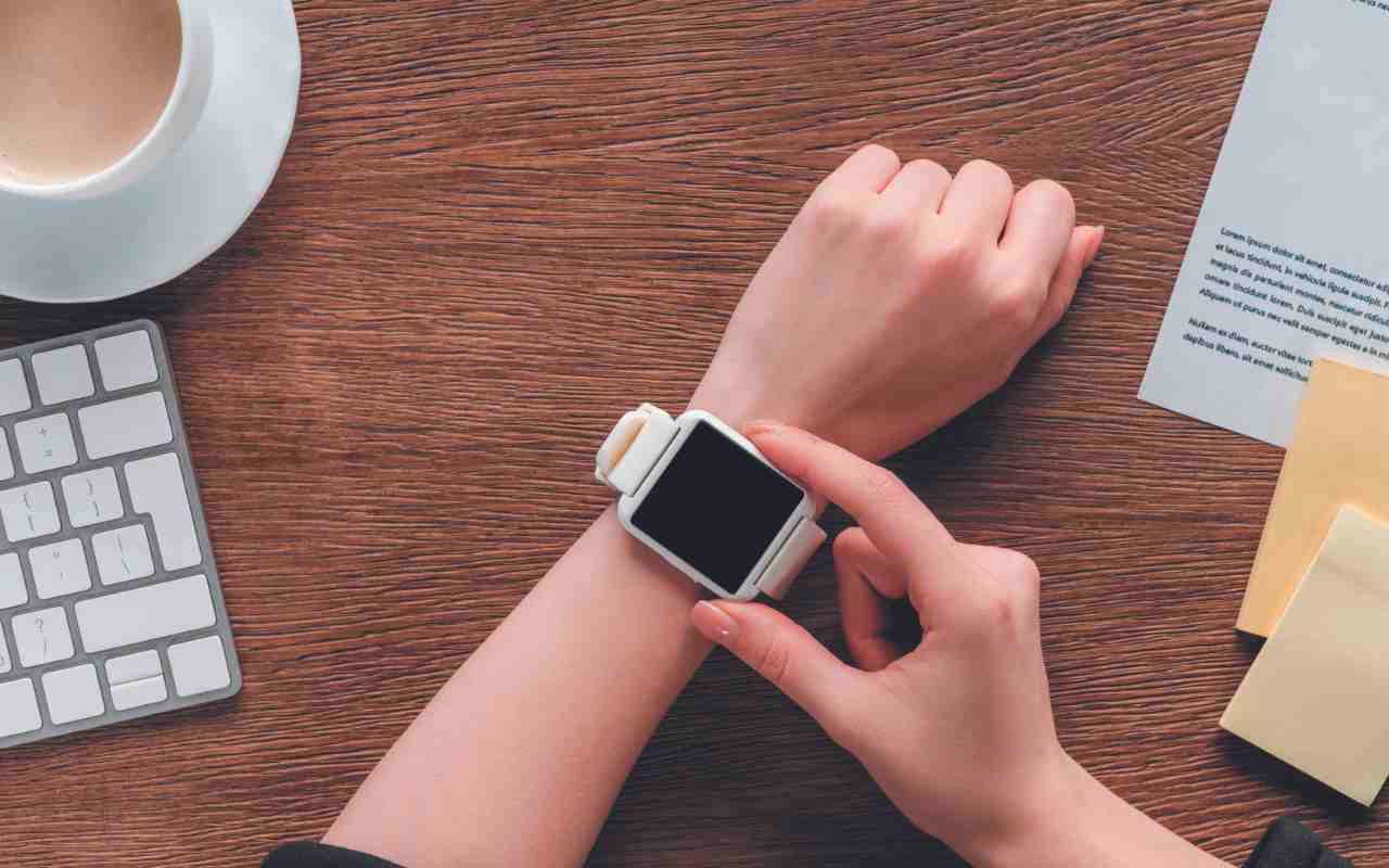 Gli smartwatch possono essere molto insidiosi - Fonte Depositphotos - themagazinetech.com