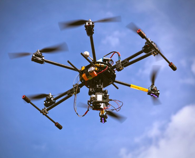 Drone elicottero - Fonte Depositphotos - themagazinetech.com