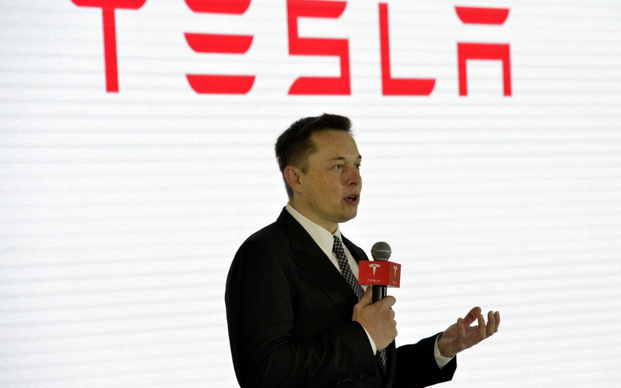 Tesla Elon Musk - Fonte Depositphotos - themagazinetech.com
